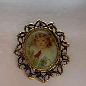 Vintage Cameo Child figure color